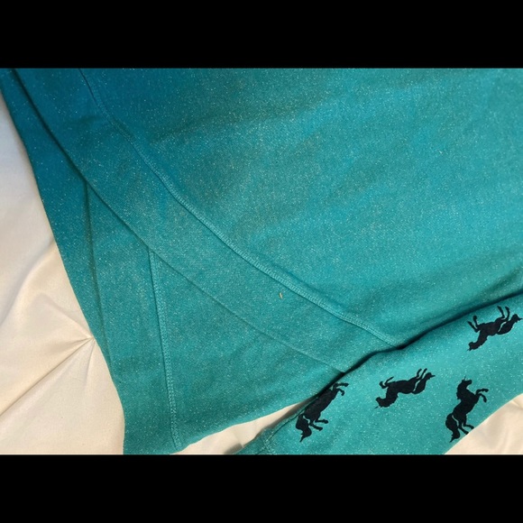 Falls creek unicorn outfit - Picture 6 of 7